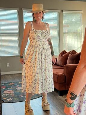 Sleeveless Lavender Floral Midi Dress with Gathered Bodice NWT